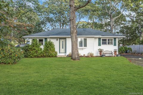 Photo of 130 Sylvan Avenue, Flanders, NY 11901 (MLS # 922216)