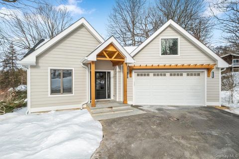 Photo of 9 Shady Road, Ardsley, NY 10502 (MLS # 960745)