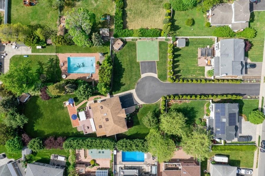 2062 Washington Avenue, Seaford, New York image 39