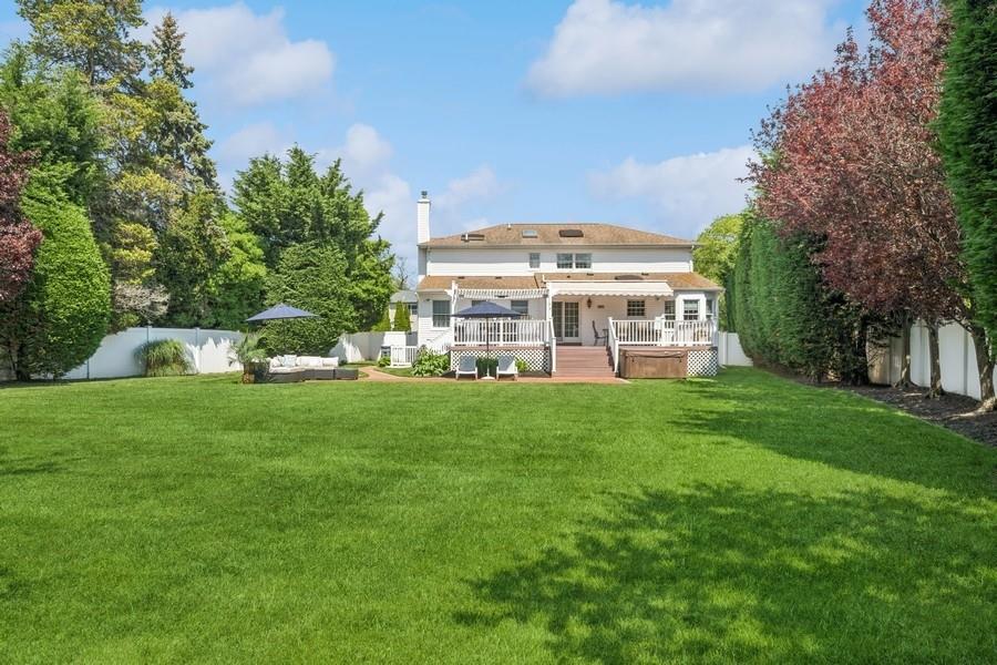 2062 Washington Avenue, Seaford, New York image 35