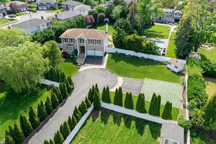 2062 Washington Avenue, Seaford, New York image 37