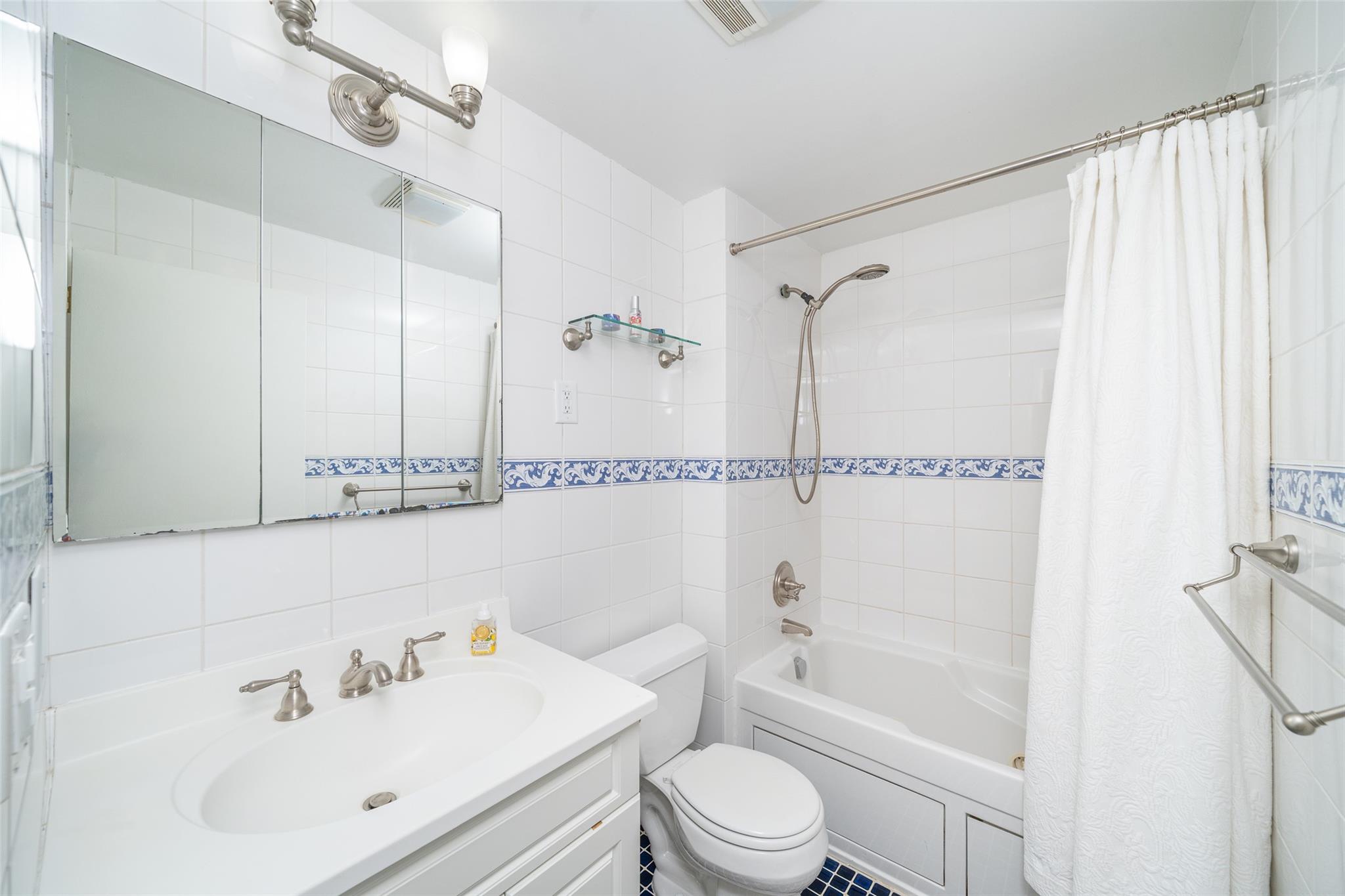 116 Oakland Avenue, Tuckahoe, New York image 18