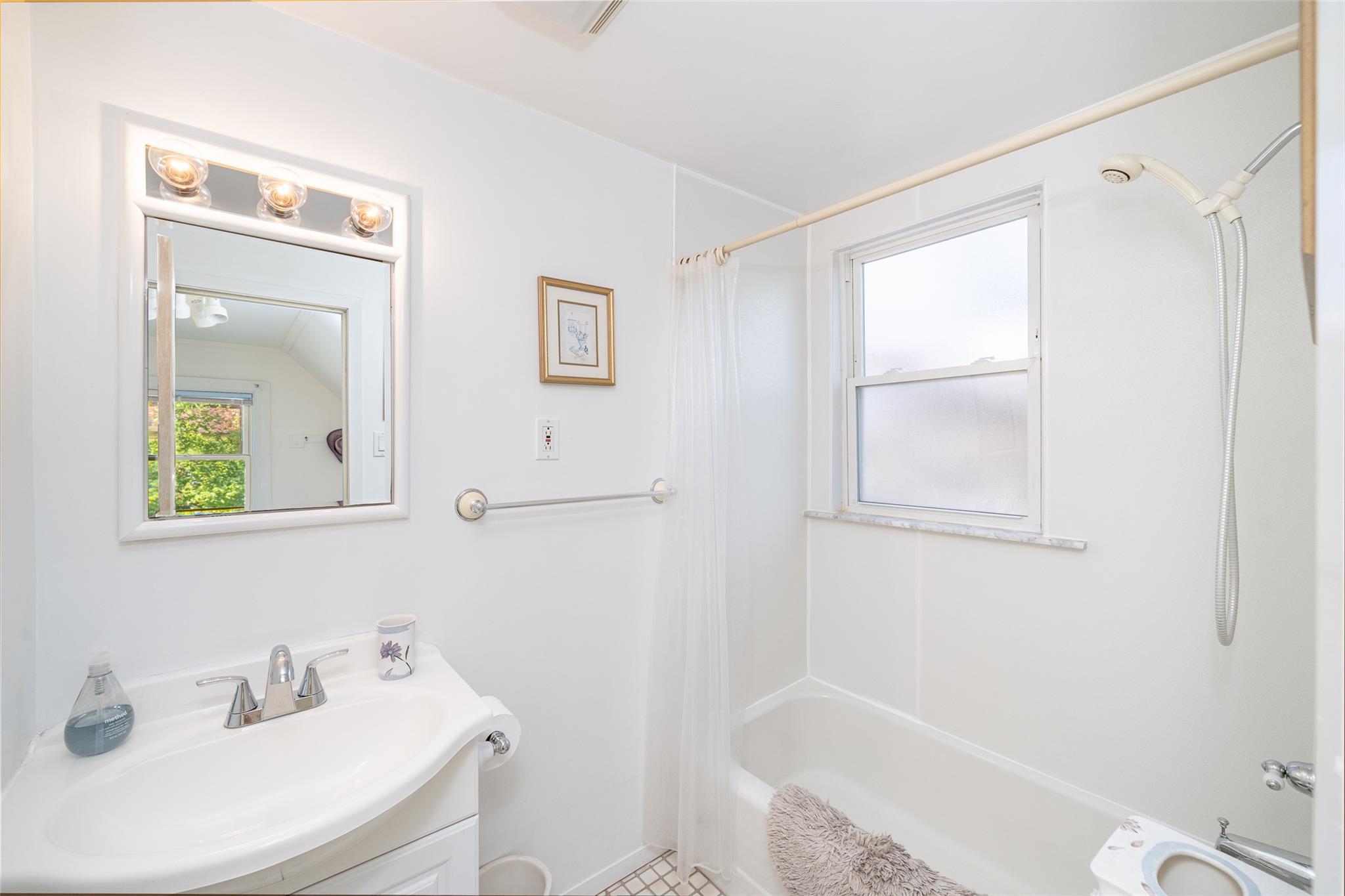 116 Oakland Avenue, Tuckahoe, New York image 23
