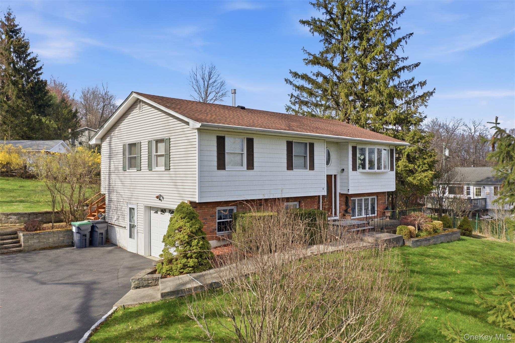 4 Westend Drive