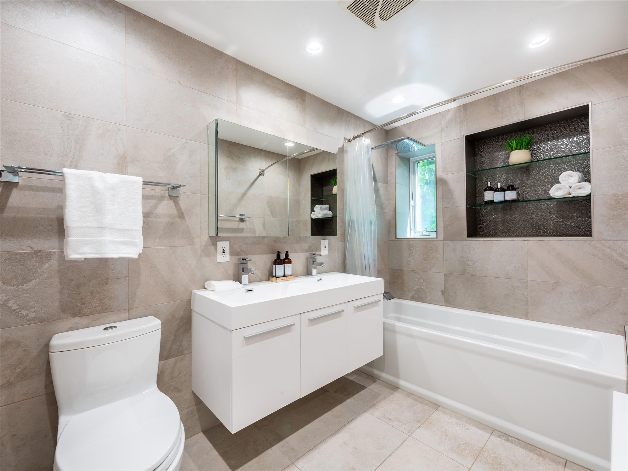 40 SW Marlboro Road, Manhasset, Florida image 21