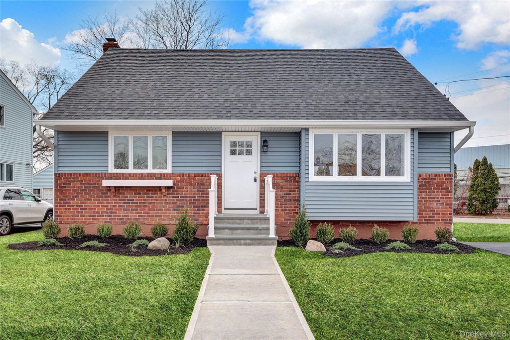 Photo of 89 Sherman Avenue, Bethpage, NY 11714 (MLS # 980484)