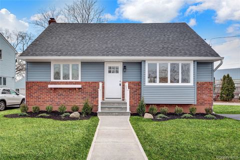 Homes For Sale - 89 Sherman Avenue<br/> Nassau County, Bethpage, NY 11714