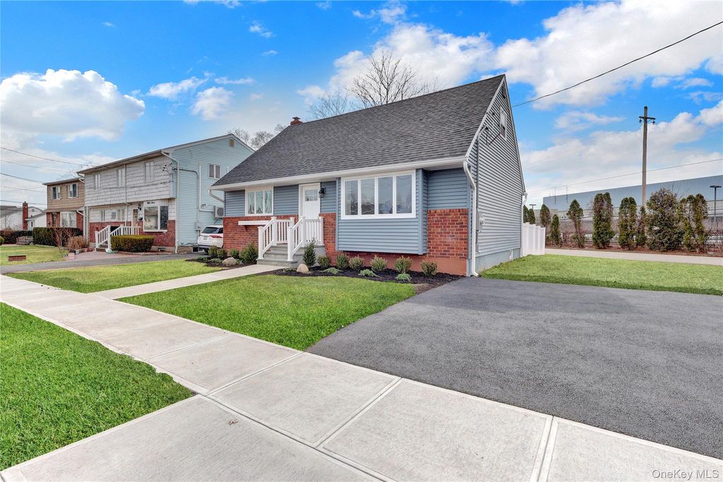 Photo of 89 Sherman Avenue, Bethpage, NY 11714 (MLS # 980484)