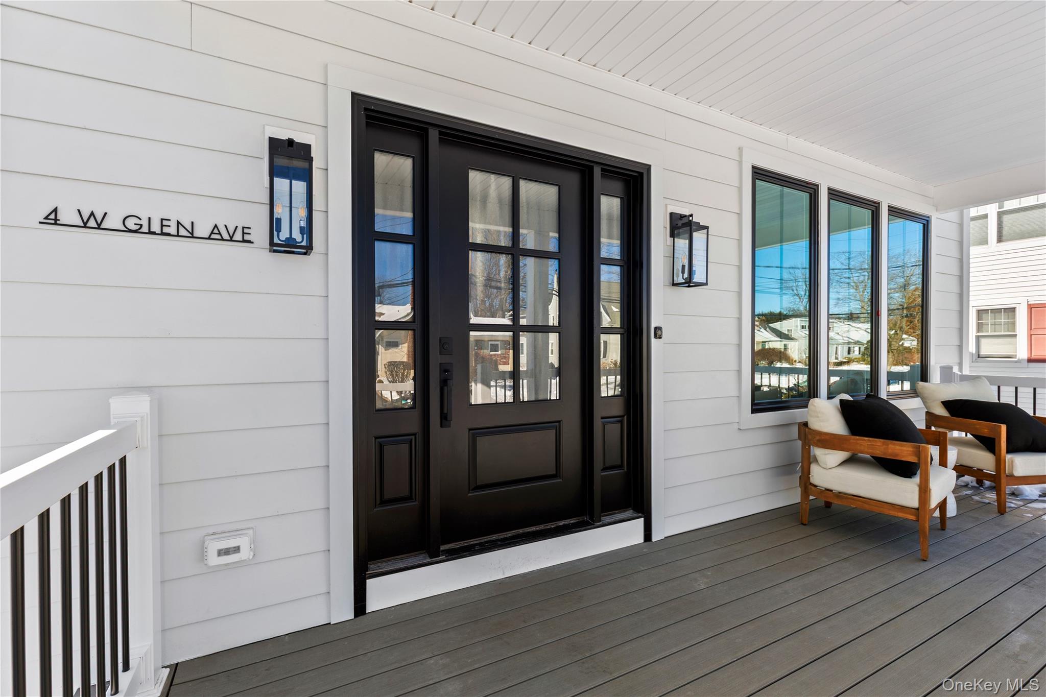 4 W Glen Avenue