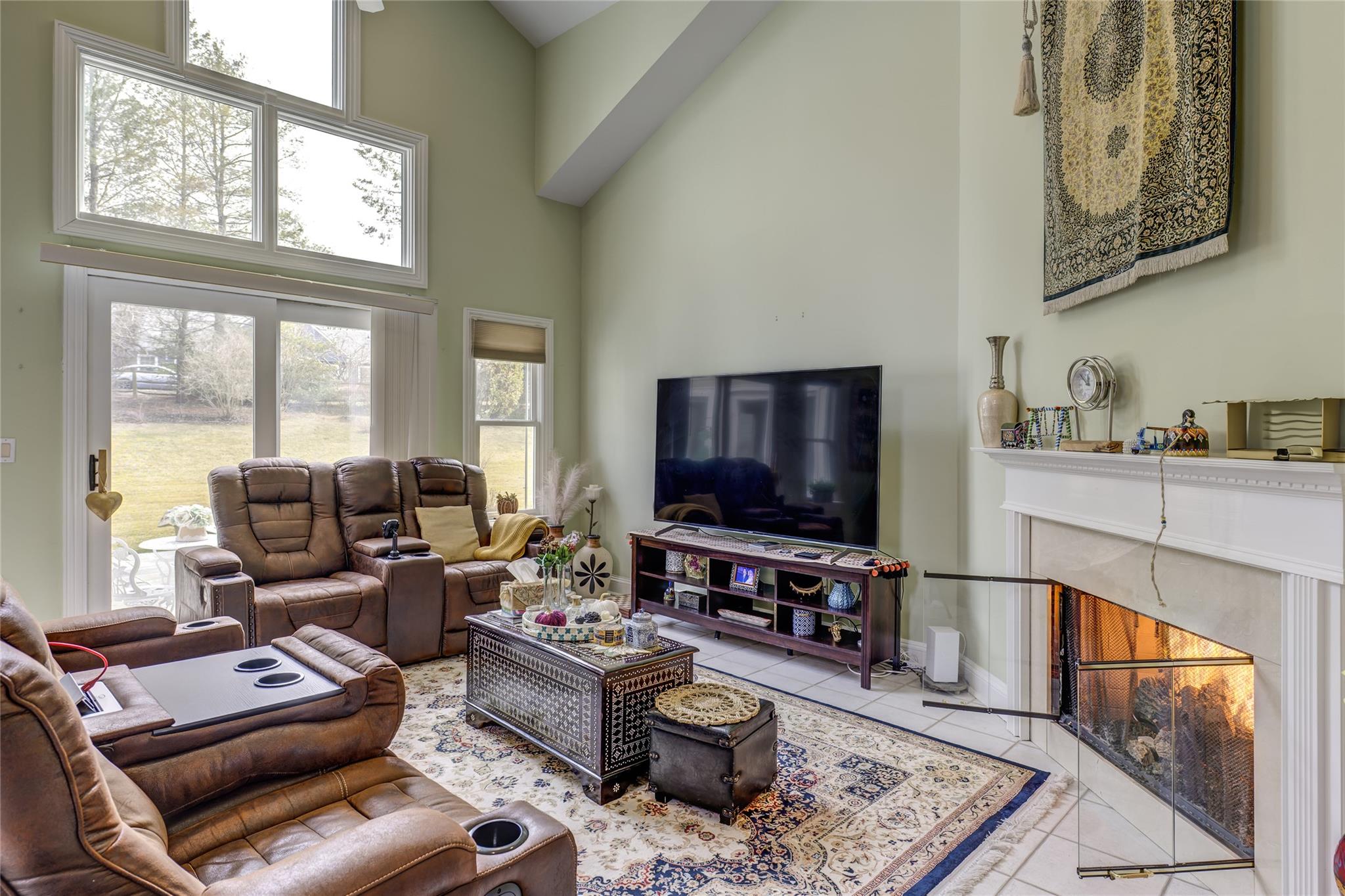 42 Fieldstone Lane, Oyster Bay, New York image 8