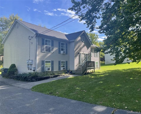 Multifamily For Rent - 28 Hardenburg Road<br/> Orange County, Pine Bush, NY 12566