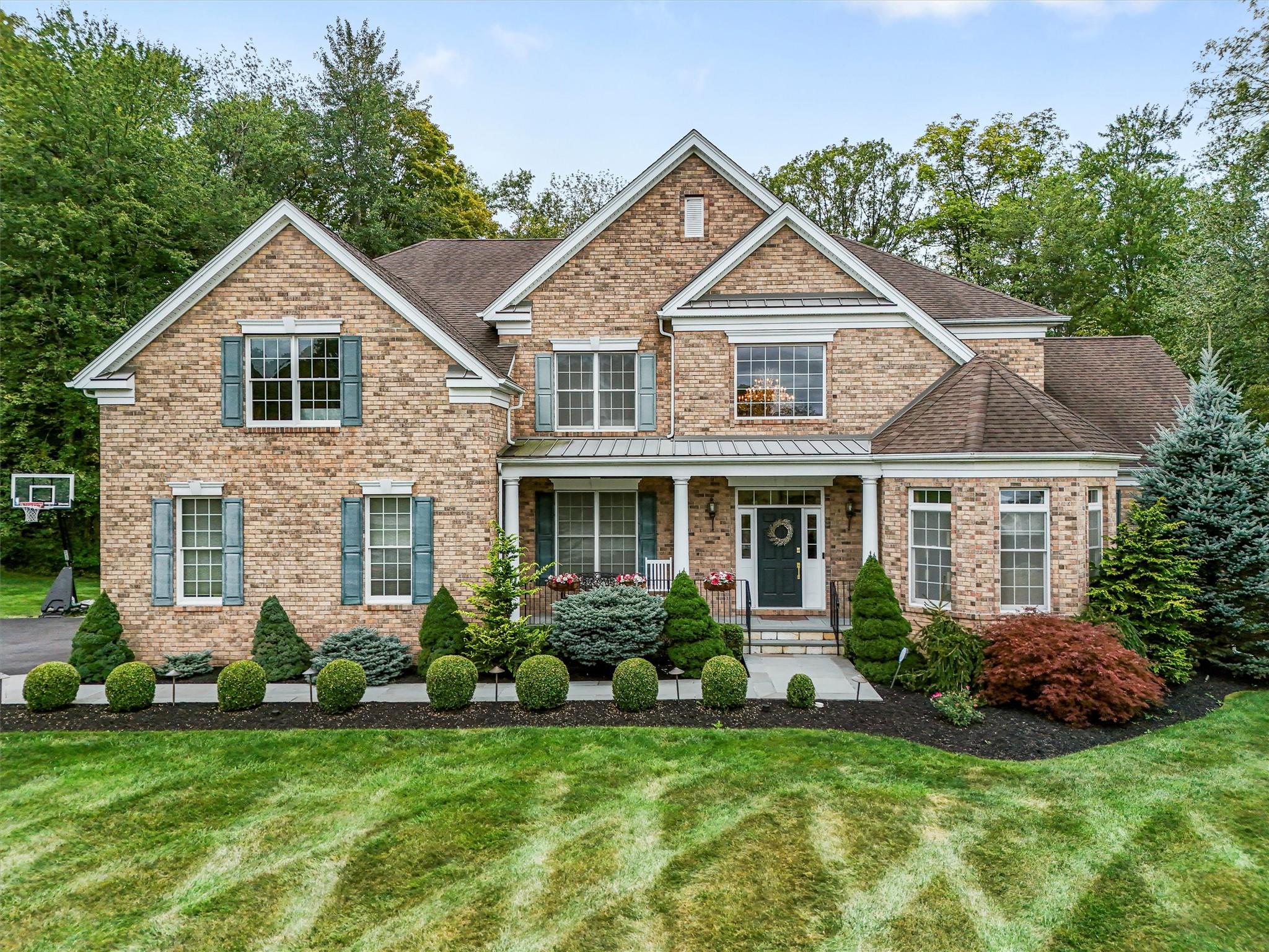 Rental Property at Kinsale Court, Wappingers Falls, New York - Bedrooms: 5 
Bathrooms: 5 
Rooms: 16  - $8,000 MO.
