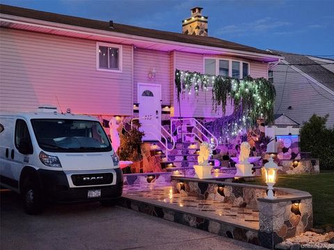 415 West Drive 2 Copiague NY 11726