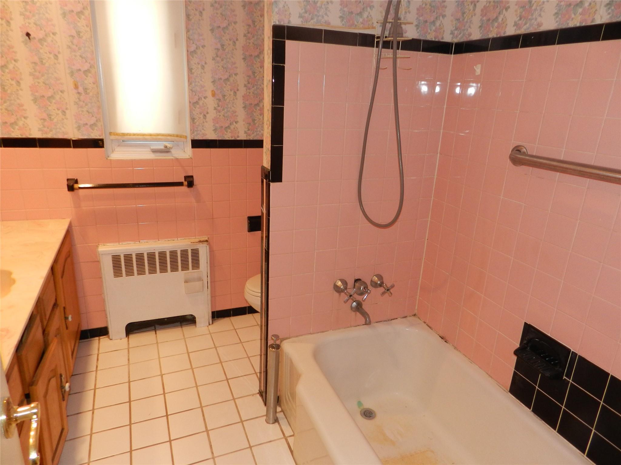 331 Boundary Avenue, Bethpage, New York image 5