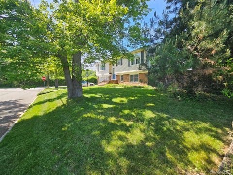 Homes For Sale - 5 Ireland Place<br/> Suffolk County, Copiague, NY 11726