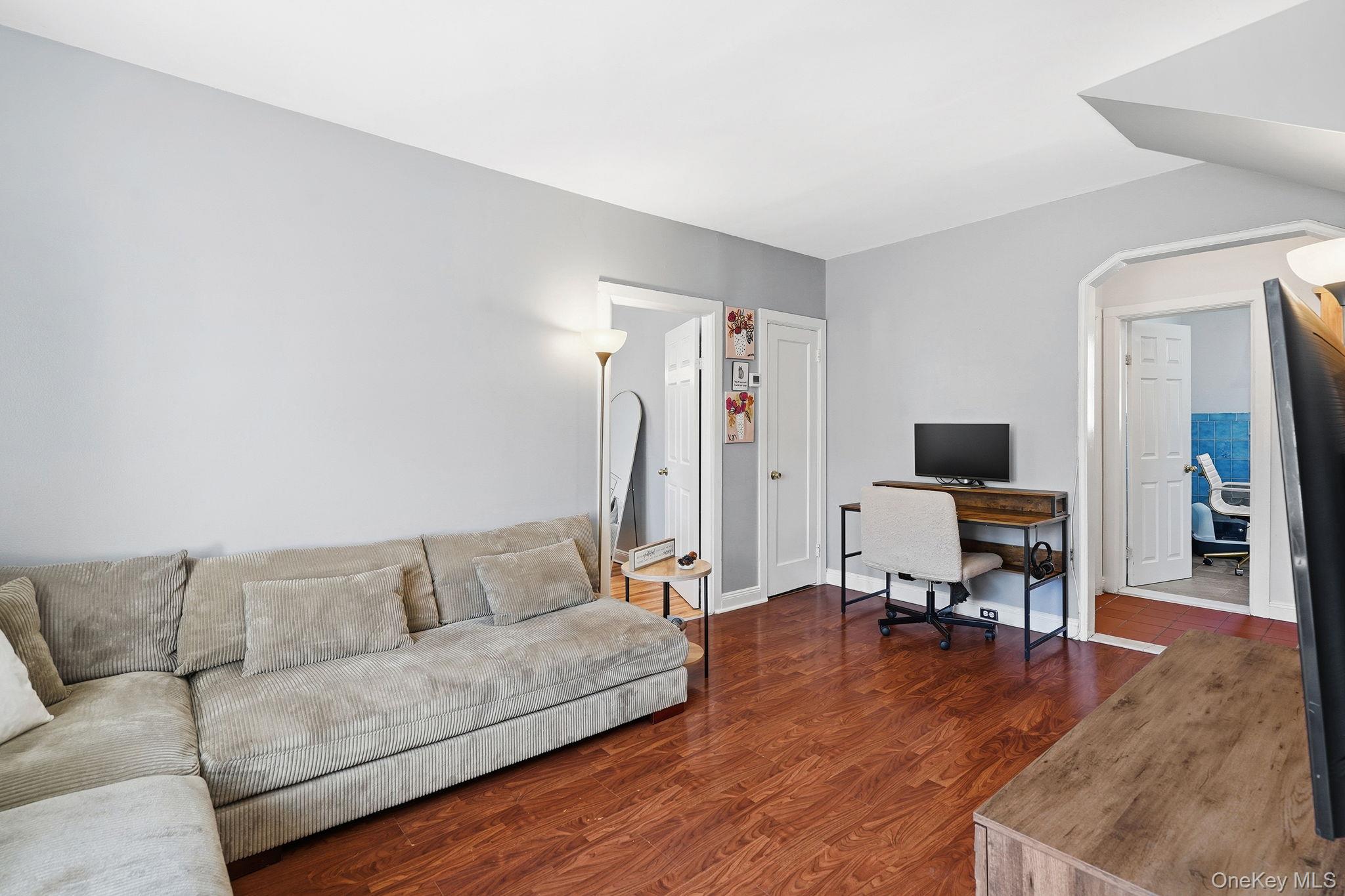 124 W Lincoln Avenue