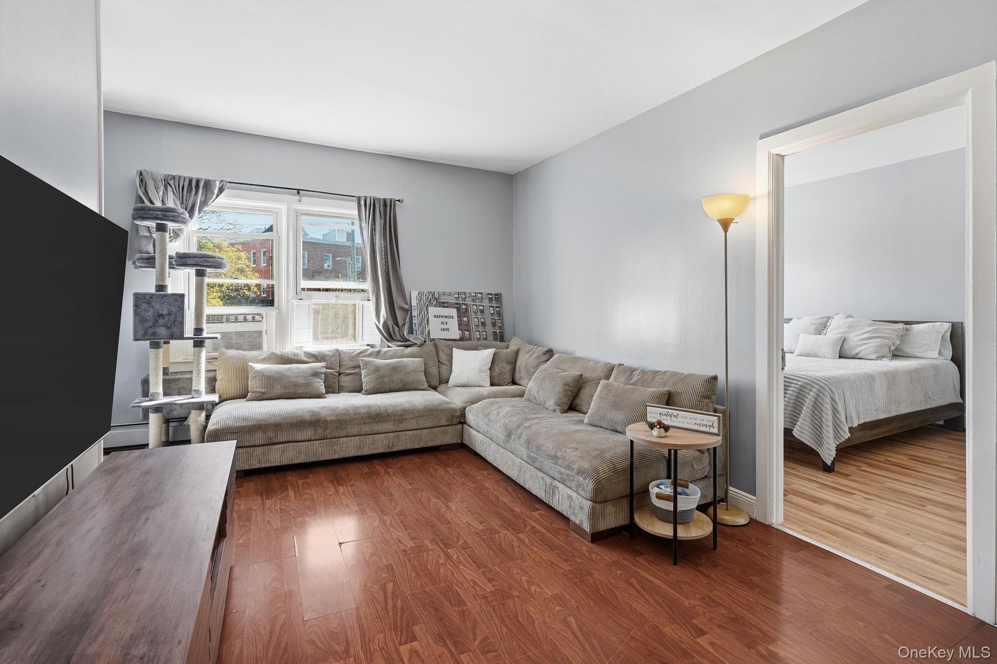 124 W Lincoln Avenue