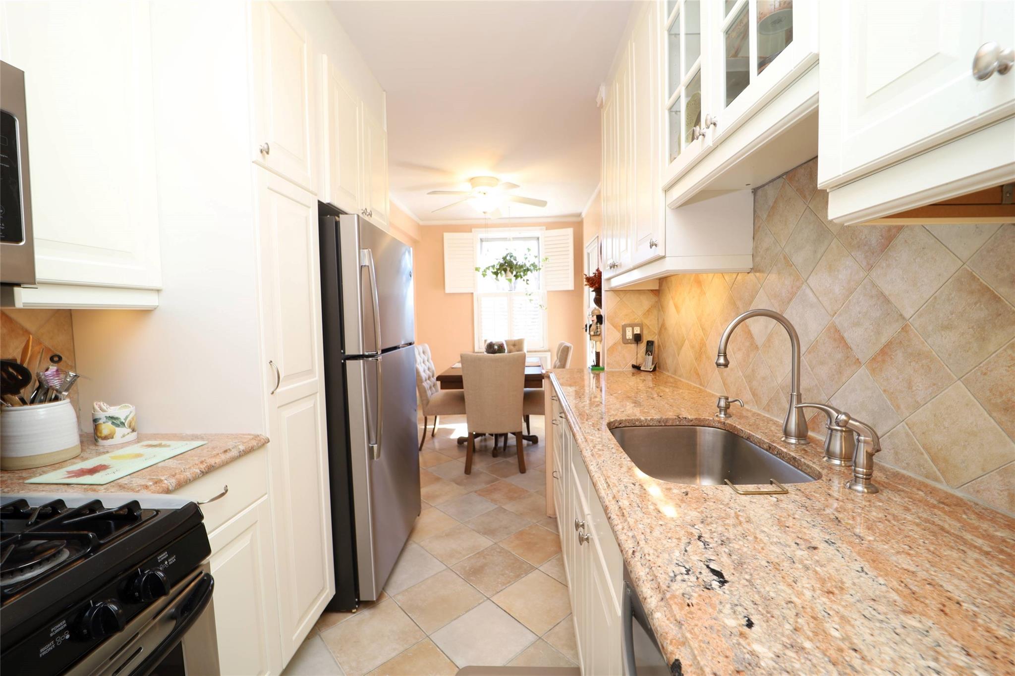 118-11 84th Avenue #104, Kew Gardens, New York image 21