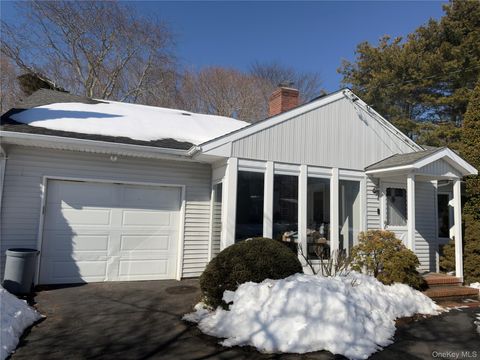 Photo of 1000 Gin Lane, Southold, NY 11971 (MLS # 961780)