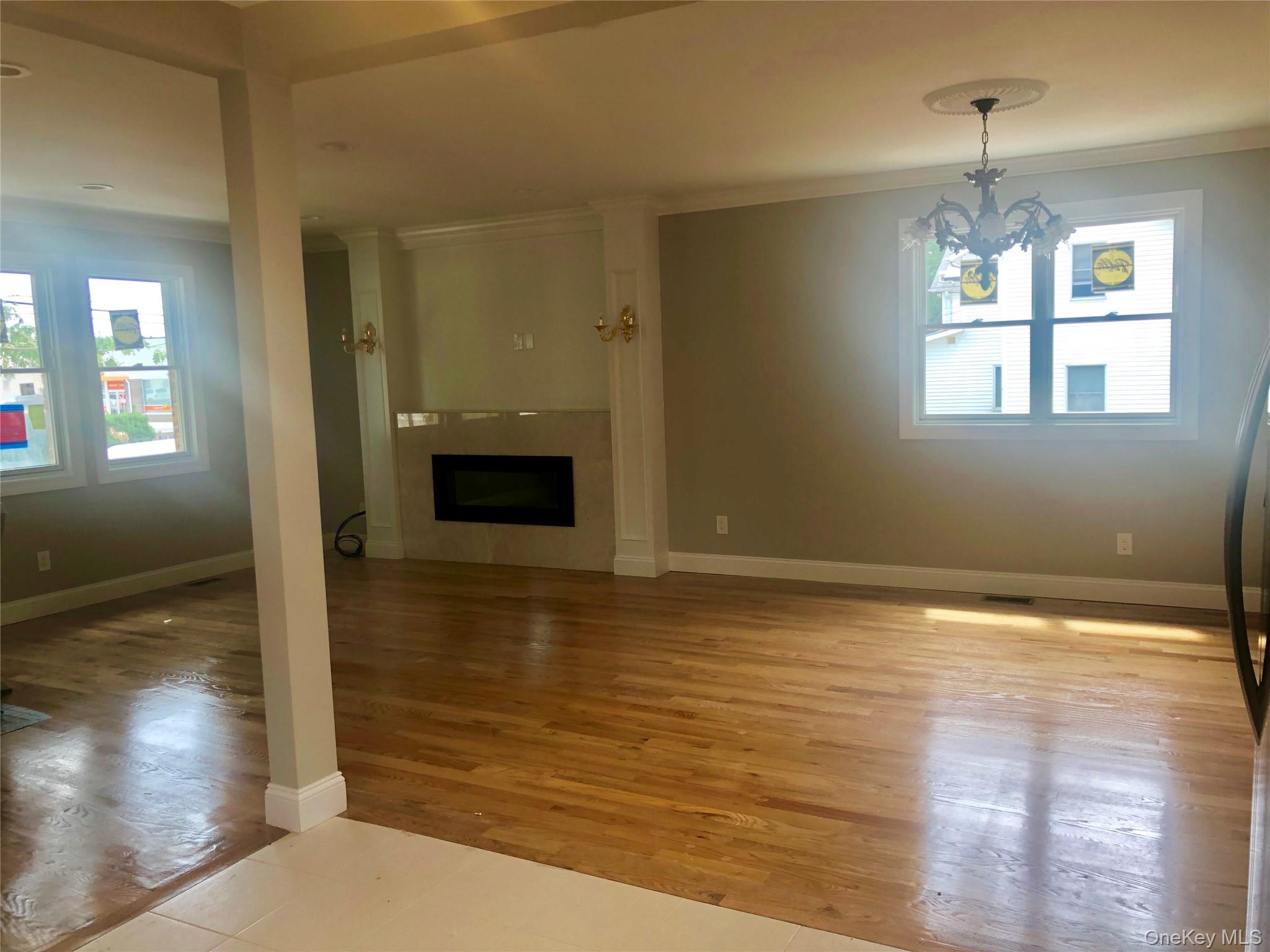 60 Arlington Street 1st Fl