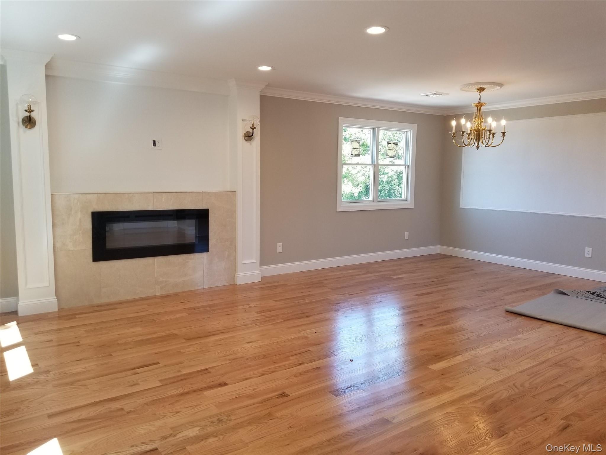 60 Arlington Street 1st Fl