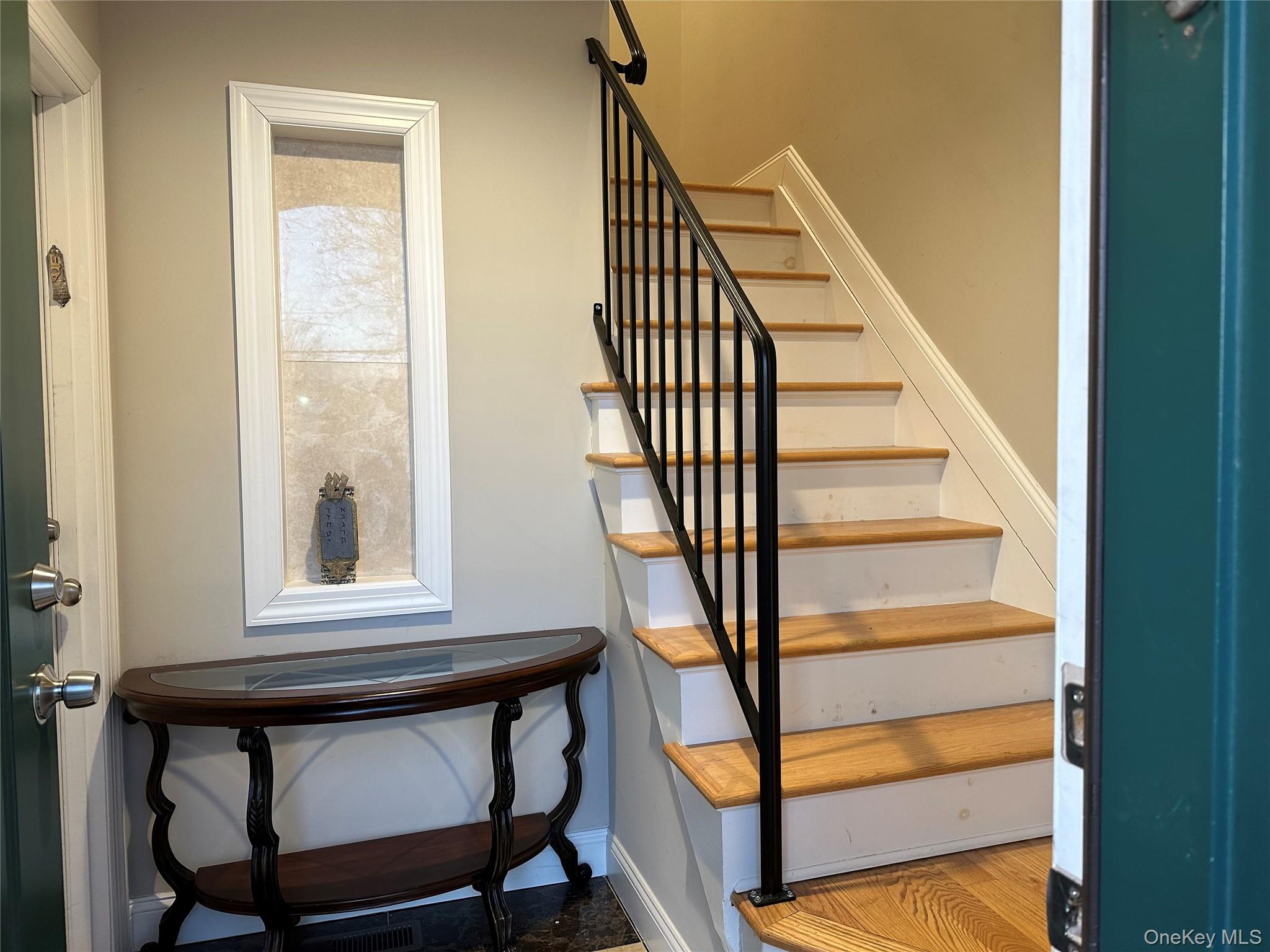 60 Arlington Street 1st Fl