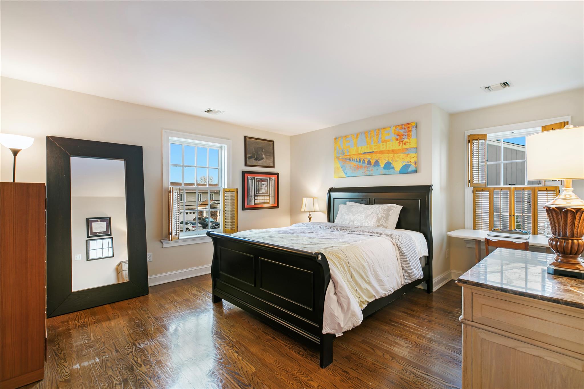 3076 Riverside Drive, Wantagh, New York image 18
