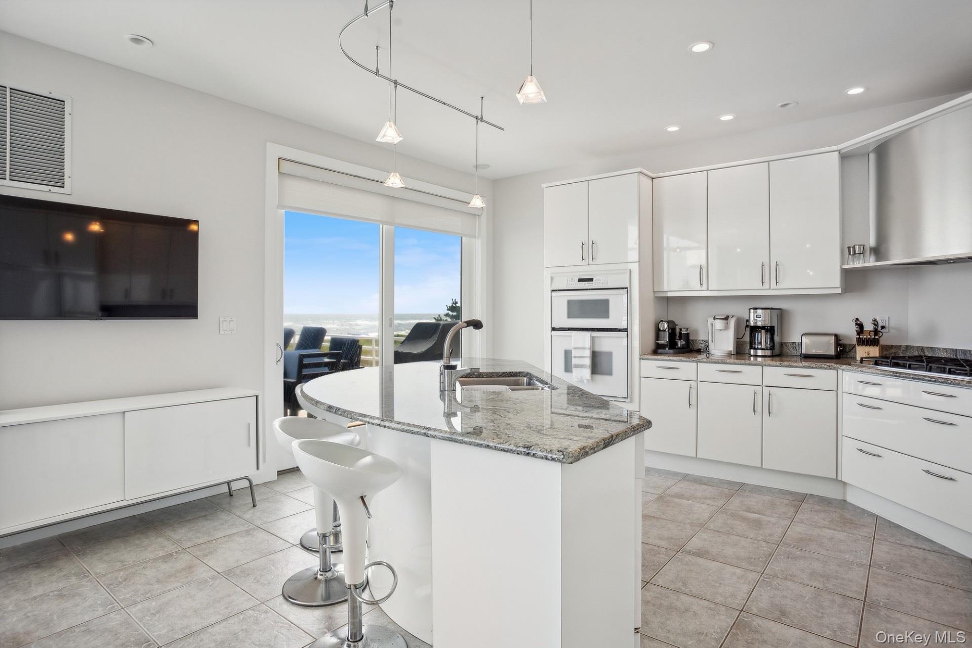 681 Dune Road