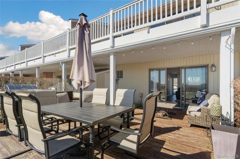 Photo of 61 W Tiana Road #10, Hampton Bays, NY 11946 (MLS # 968092)