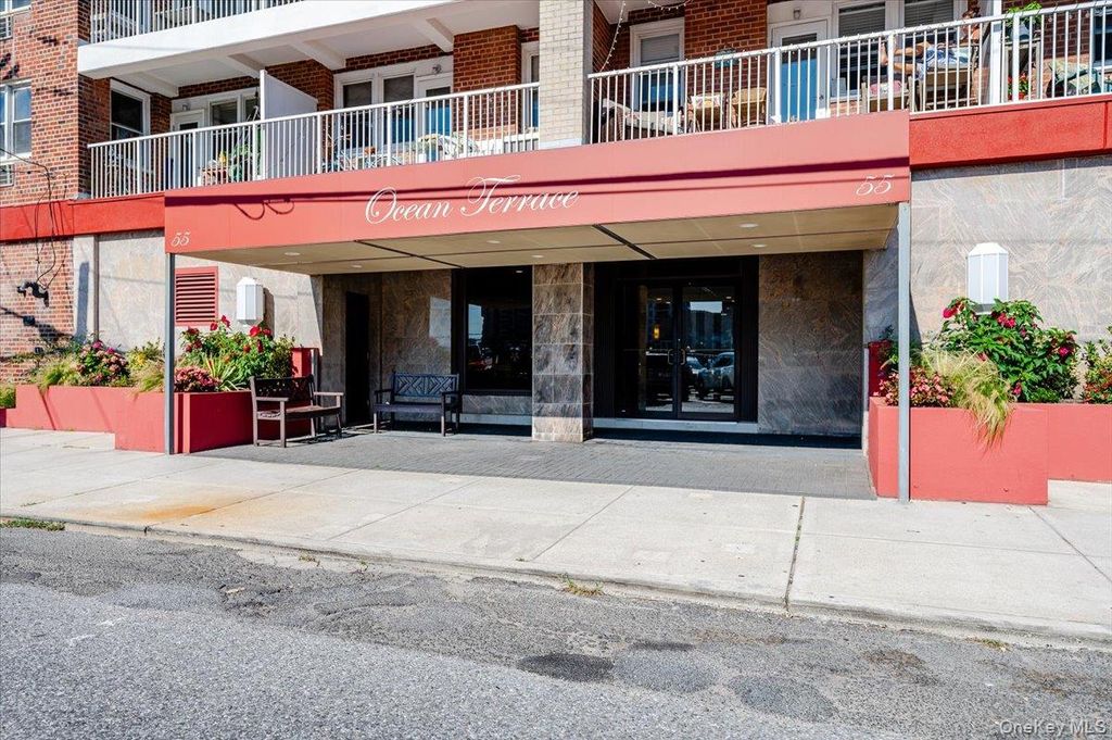 Photo of 55 Monroe Boulevard #1C, Long Beach, NY 11561 (MLS # 938670)