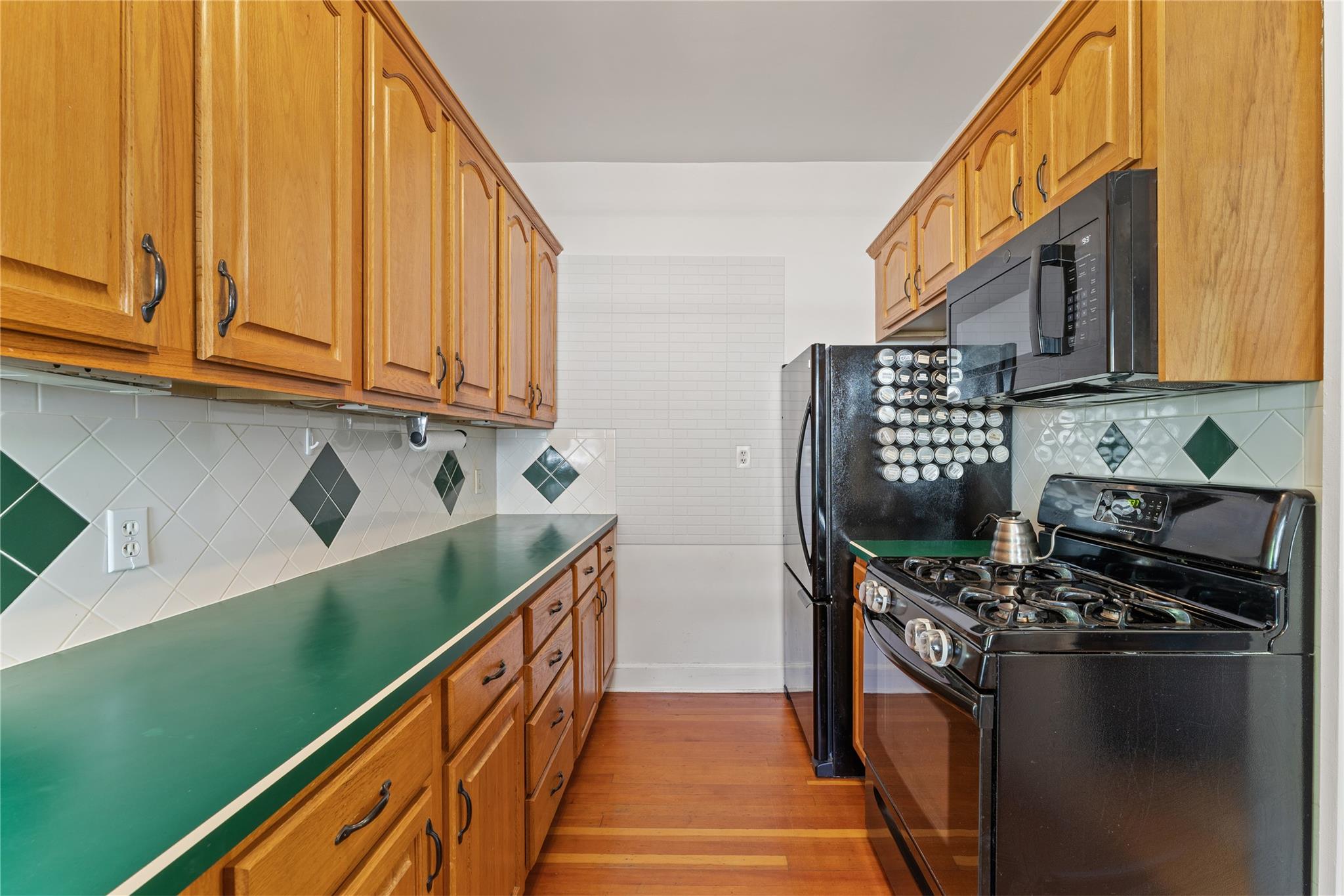 27 Luzern Road, Dobbs Ferry, New York image 12