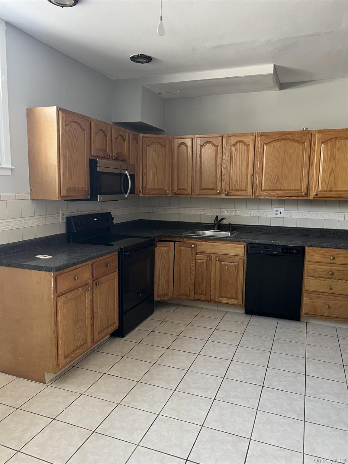 130 Glenwood Avenue 22