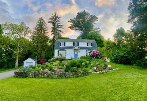 Homes For Sale - 213 Peaceable Hill Road<br/> Brewster, NY 10509