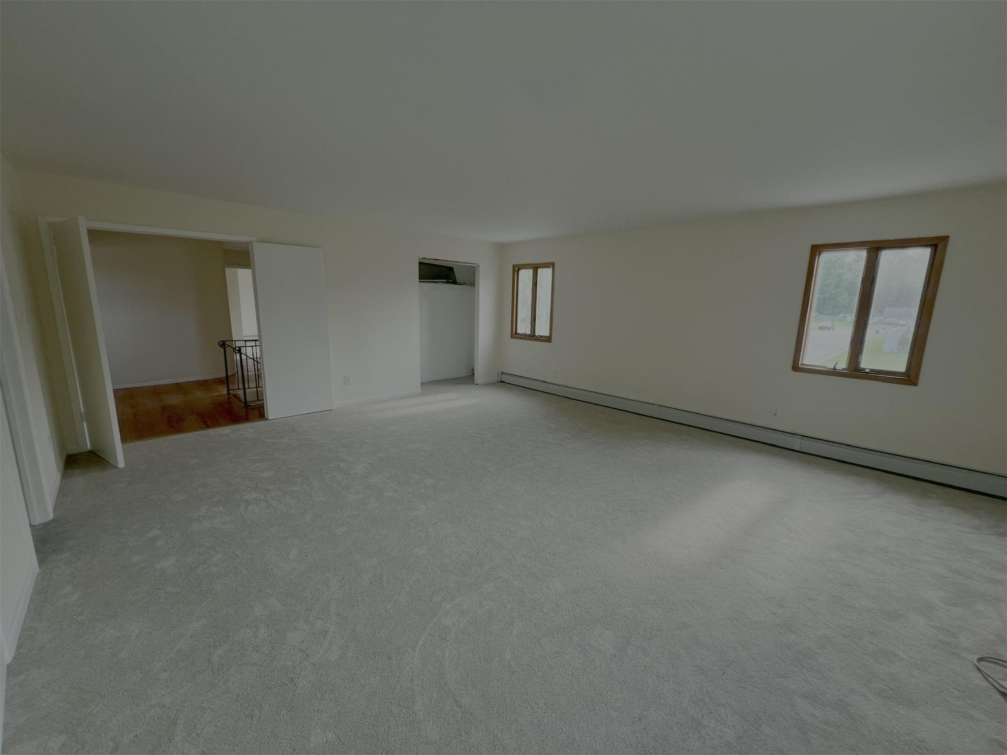 35 Thomas Street, Coram, New York image 22