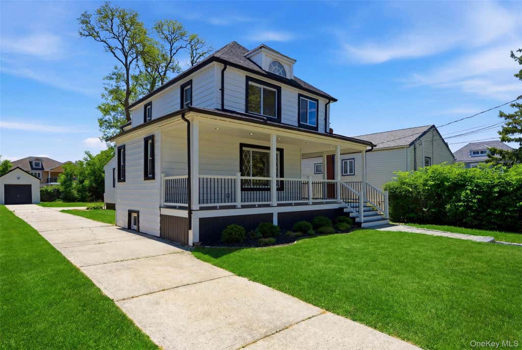 Photo of 135 Whaley Street, Freeport, NY 11520 (MLS # 1011824)