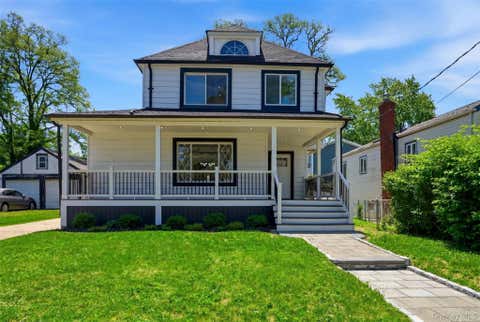 Homes For Sale - 135 Whaley Street<br/> Freeport, NY 11520