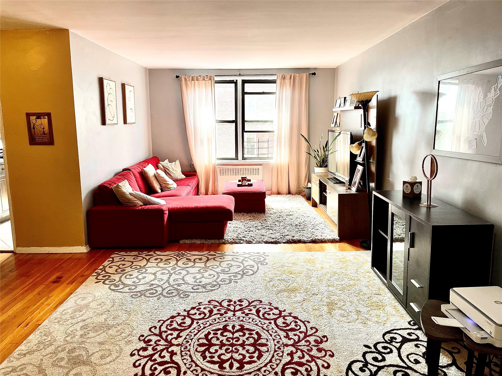 Property for Sale at W 235th Street 5D, Bronx, New York - Bedrooms: 2 
Bathrooms: 2 
Rooms: 4  - $383,000