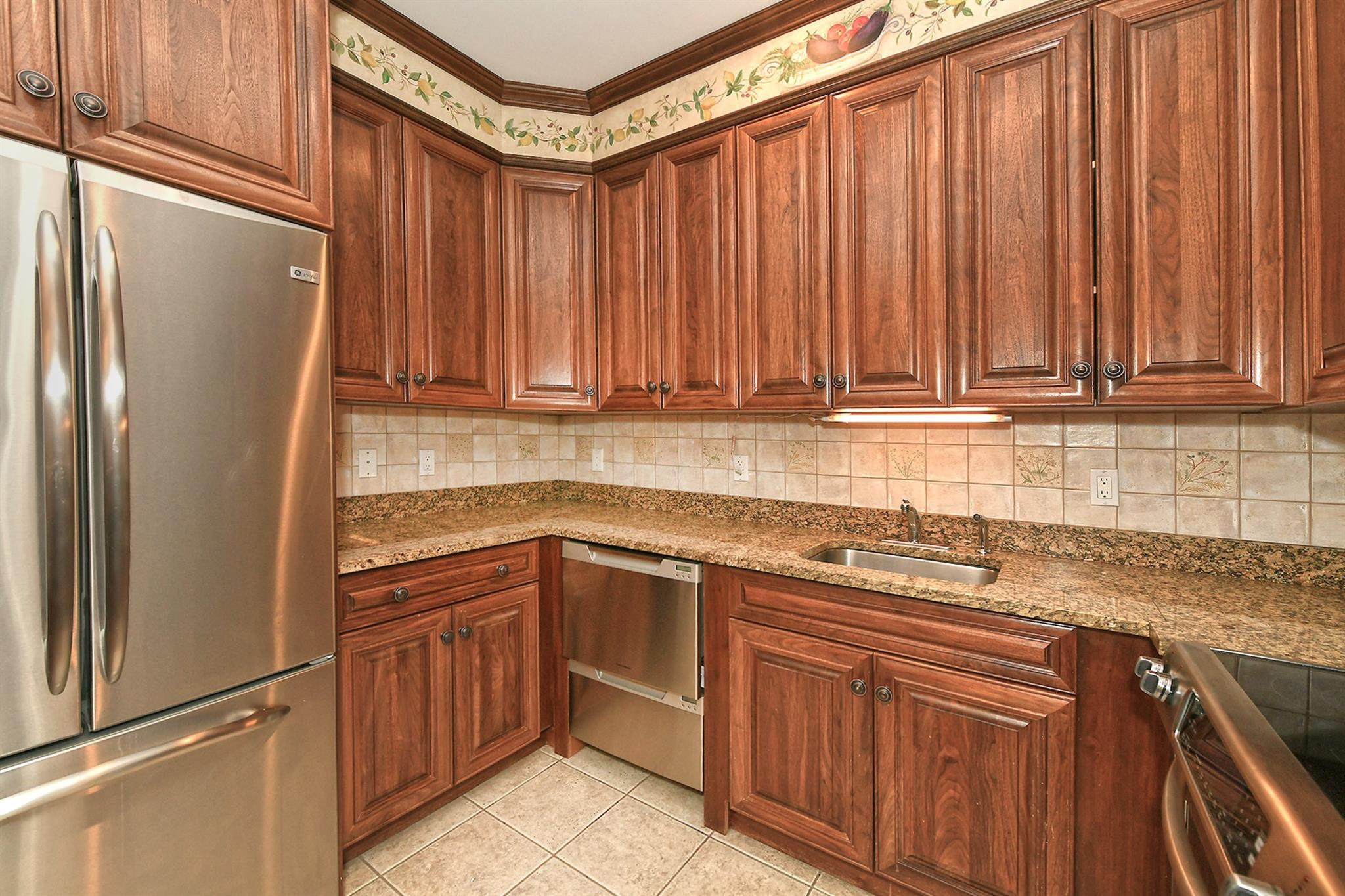 294 Spring Drive, East Meadow, New York image 6