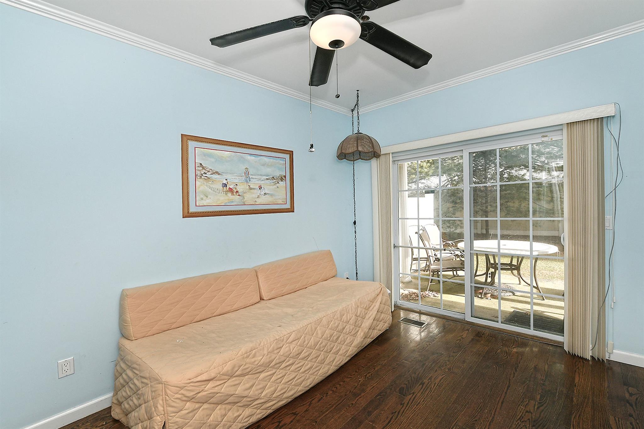 294 Spring Drive, East Meadow, New York image 13