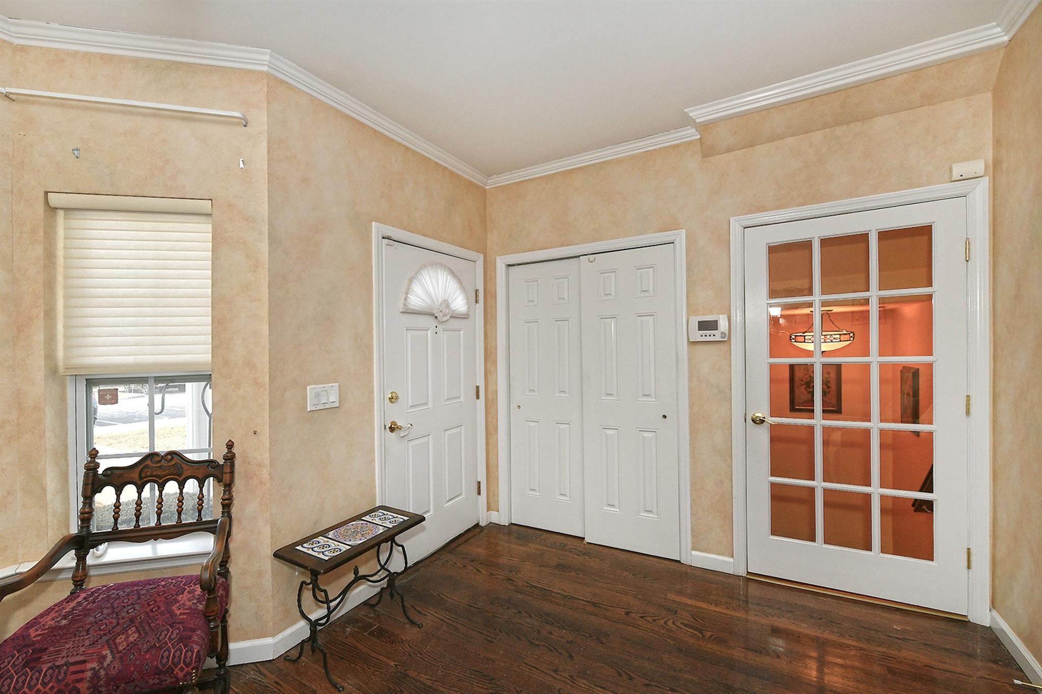 294 Spring Drive, East Meadow, New York image 2