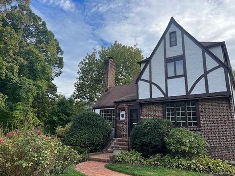 202 E Garden Road Larchmont NY 10538