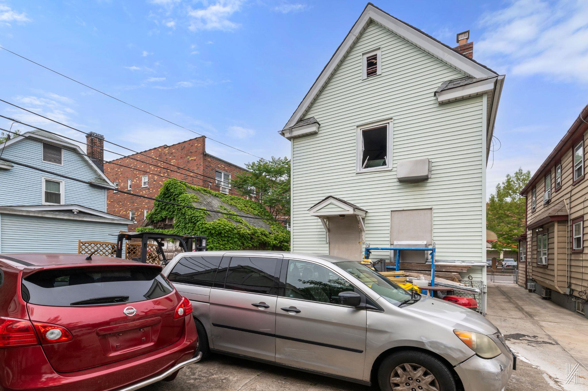 40-19 59th Street, Woodside, New York image 3