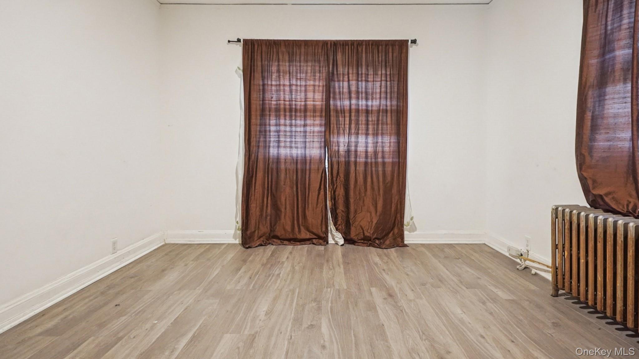 252 S 10th Avenue 2R