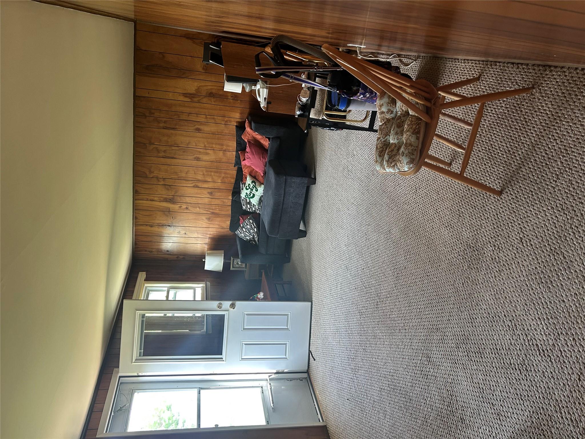 52 Dover Street, Lindenhurst, New York image 9