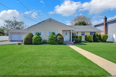 Homes For Sale - 378 Harrison Avenue<br/> Massapequa, NY 11758