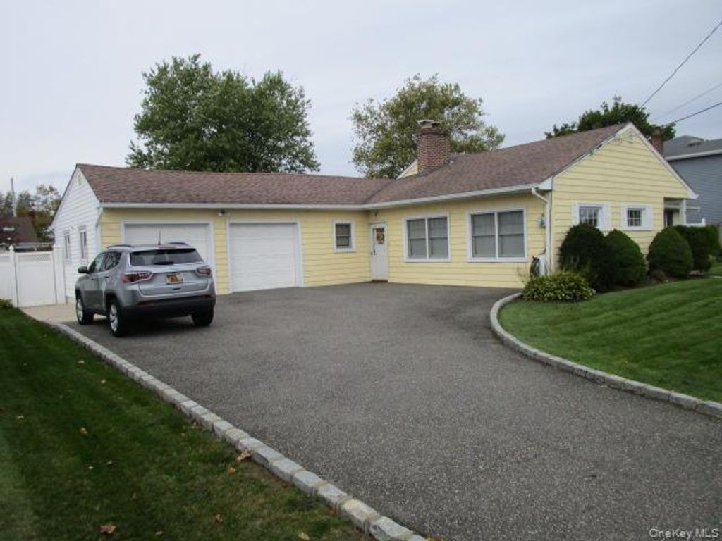 Photo of 378 Harrison Avenue, Massapequa, NY 11758 (MLS # 994101)