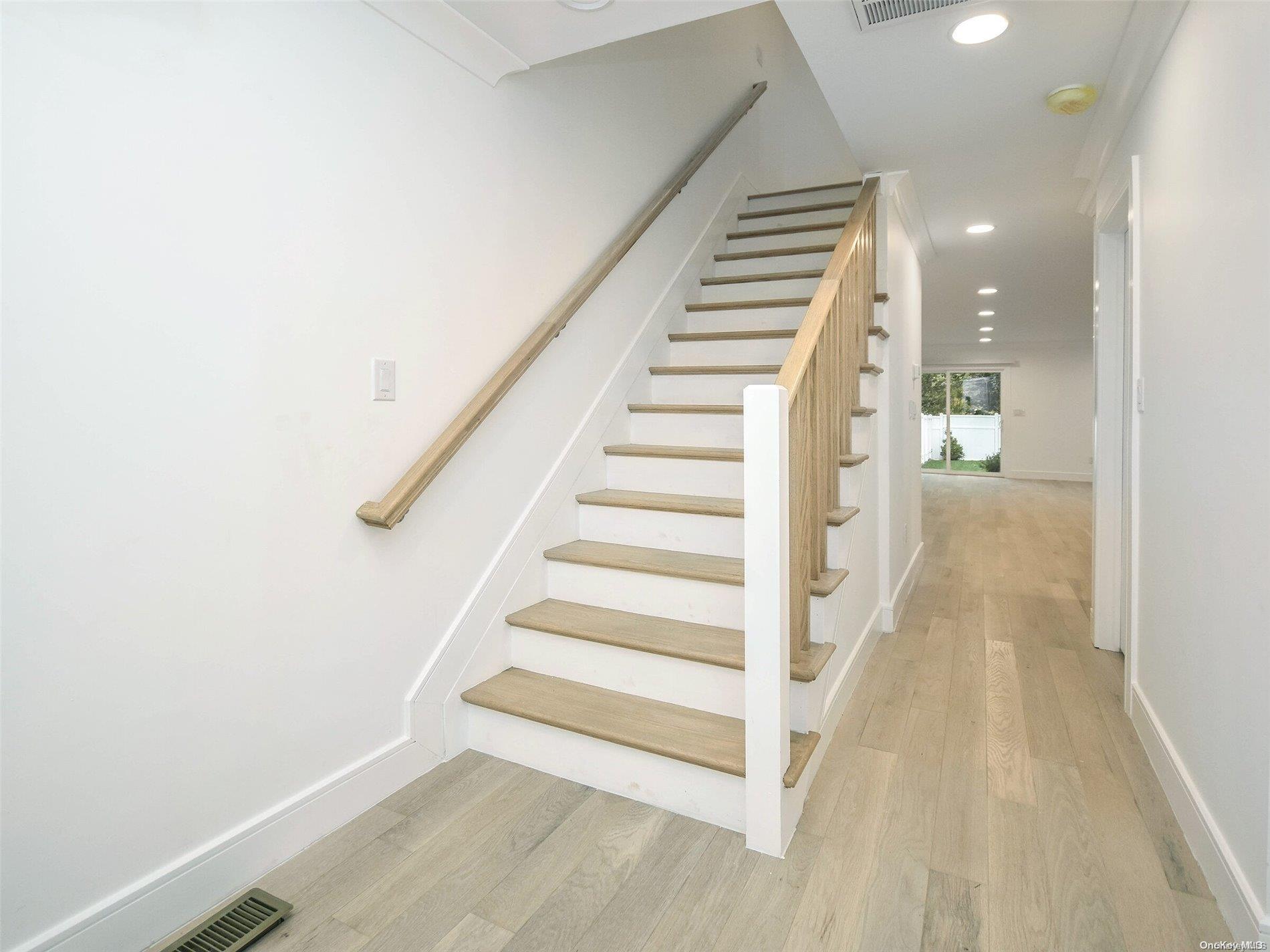13 Dunes Lane
