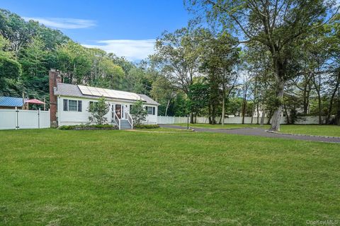 52 Daly Road East Northport NY 11731