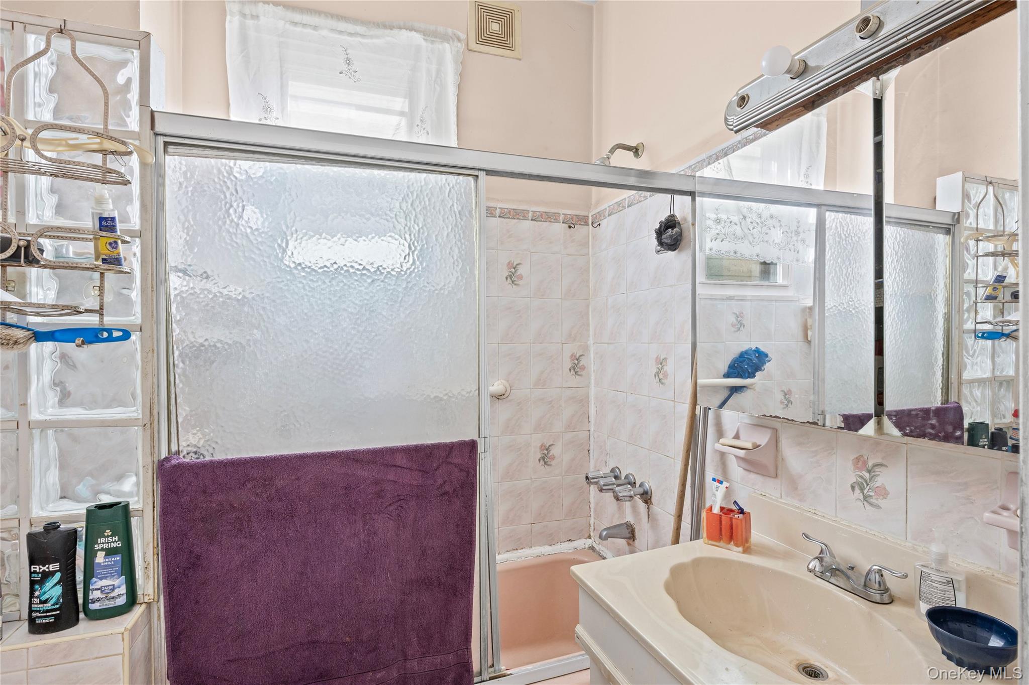 57-17 Waldron Street