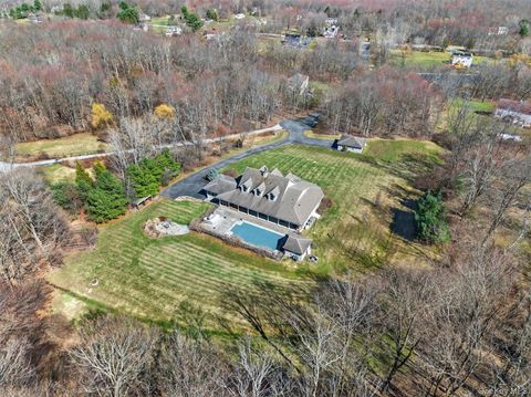 Homes For Sale - 5 Deer Meadow Drive<br/> Orange County, Wallkill, NY 12589